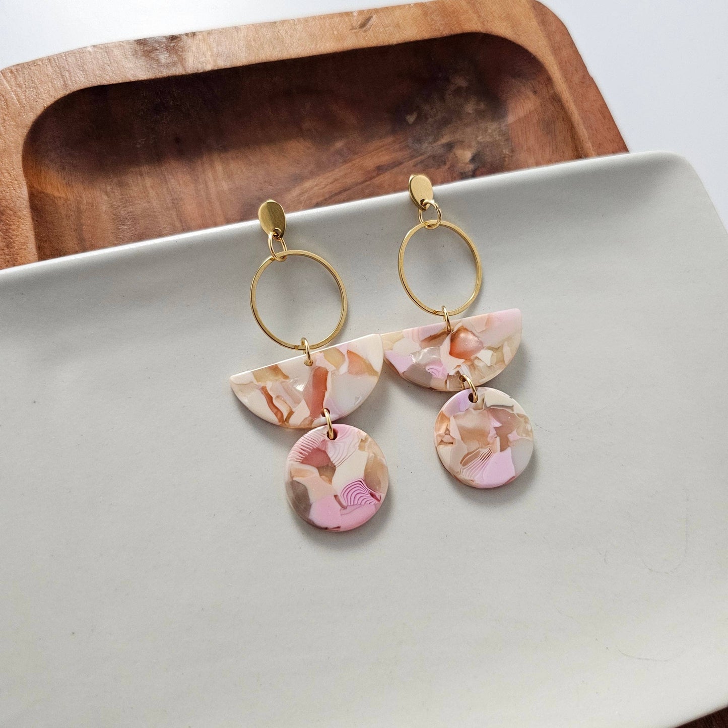 Wren Earrings - Peachy Pink // Fall, Jewelry, Gifts