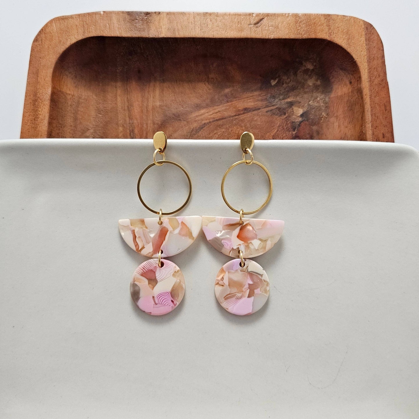 Wren Earrings - Peachy Pink // Fall, Jewelry, Gifts