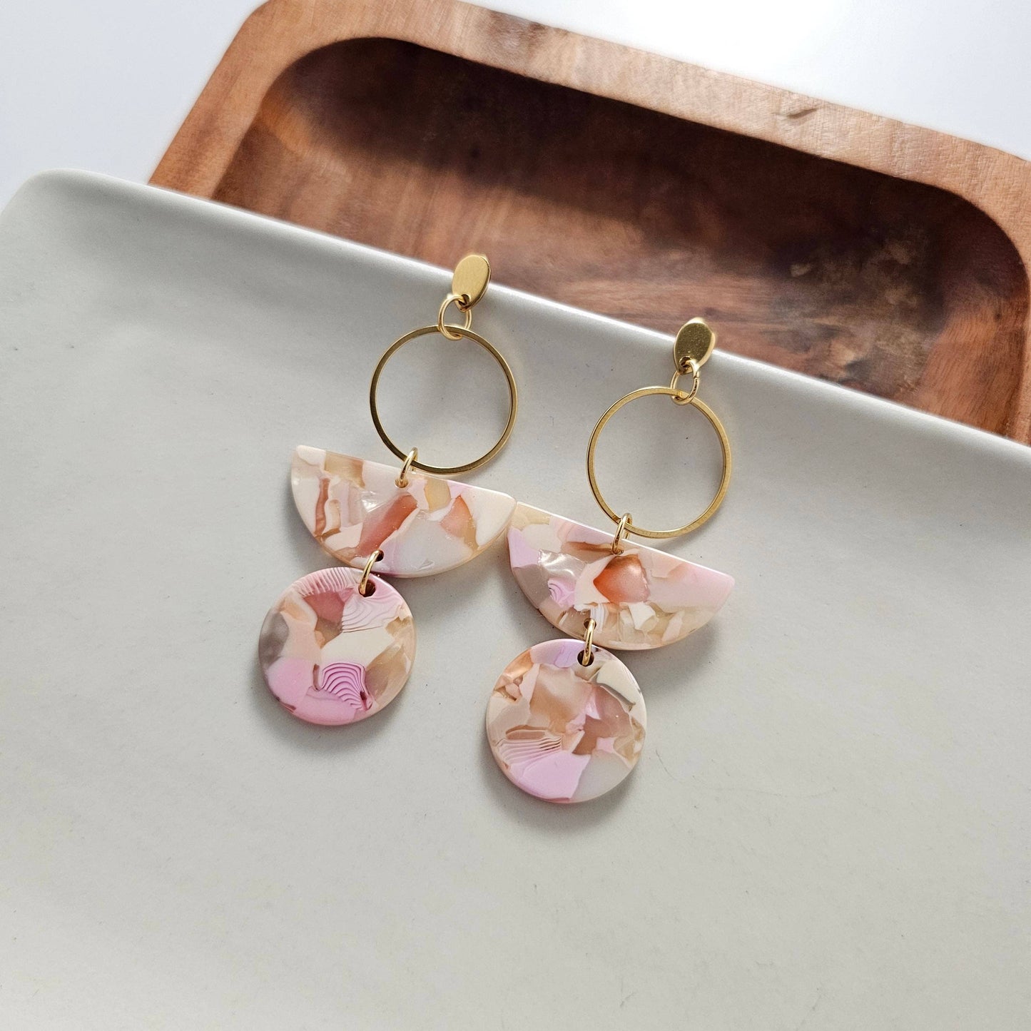 Wren Earrings - Peachy Pink // Fall, Jewelry, Gifts