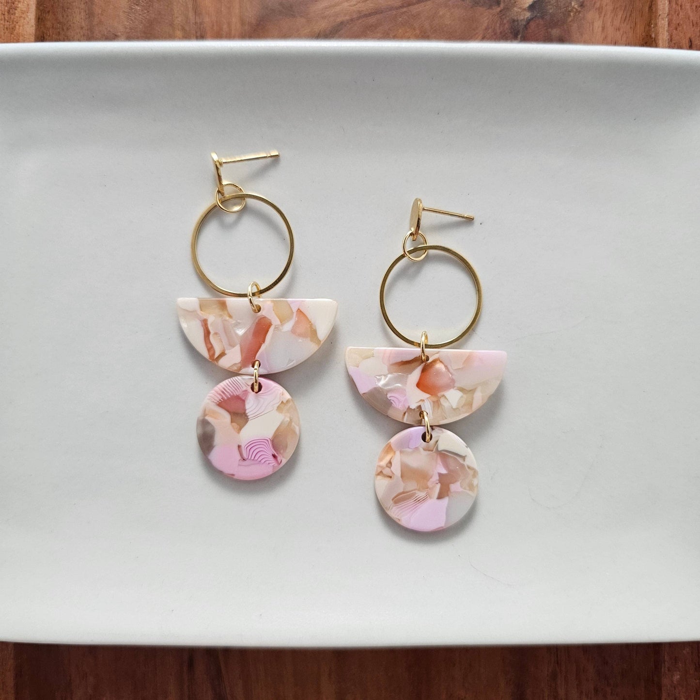 Wren Earrings - Peachy Pink // Fall, Jewelry, Gifts