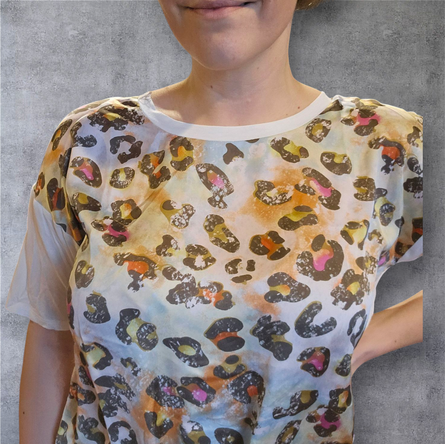 Women's Leopard Print Tie-Front T-Shirt