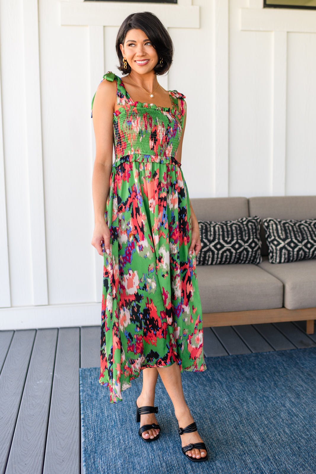 A Little While Longer Dress in Green - Hey Molly Boutique