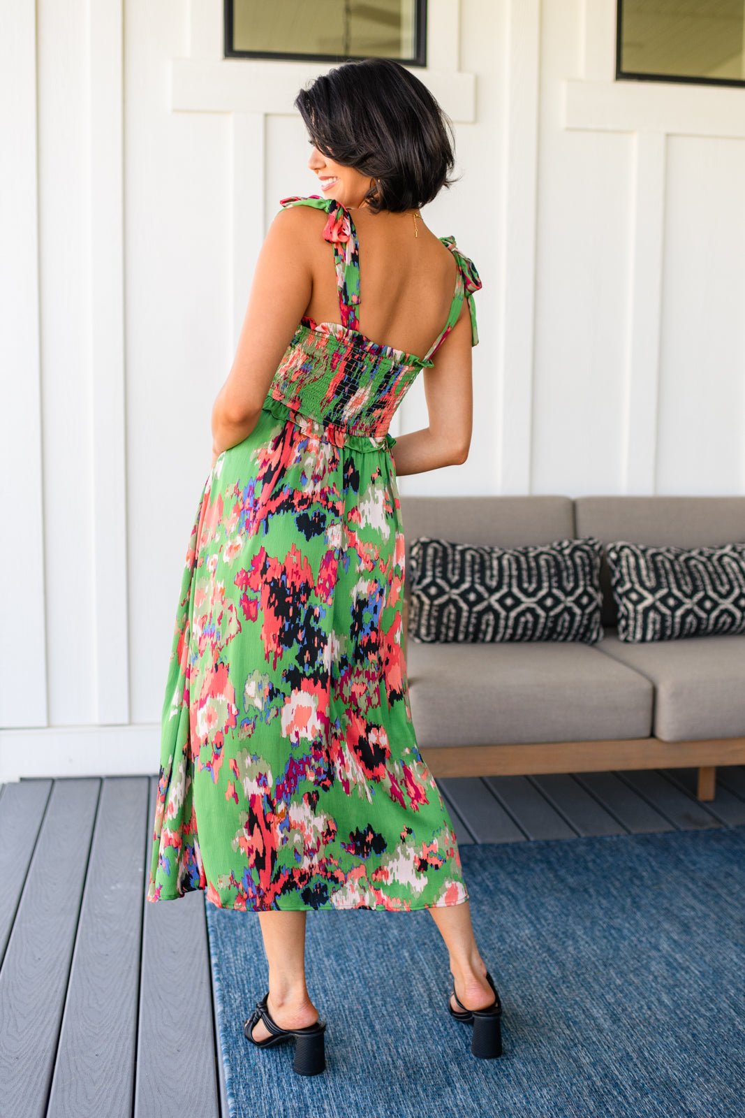 A Little While Longer Dress in Green - Hey Molly Boutique