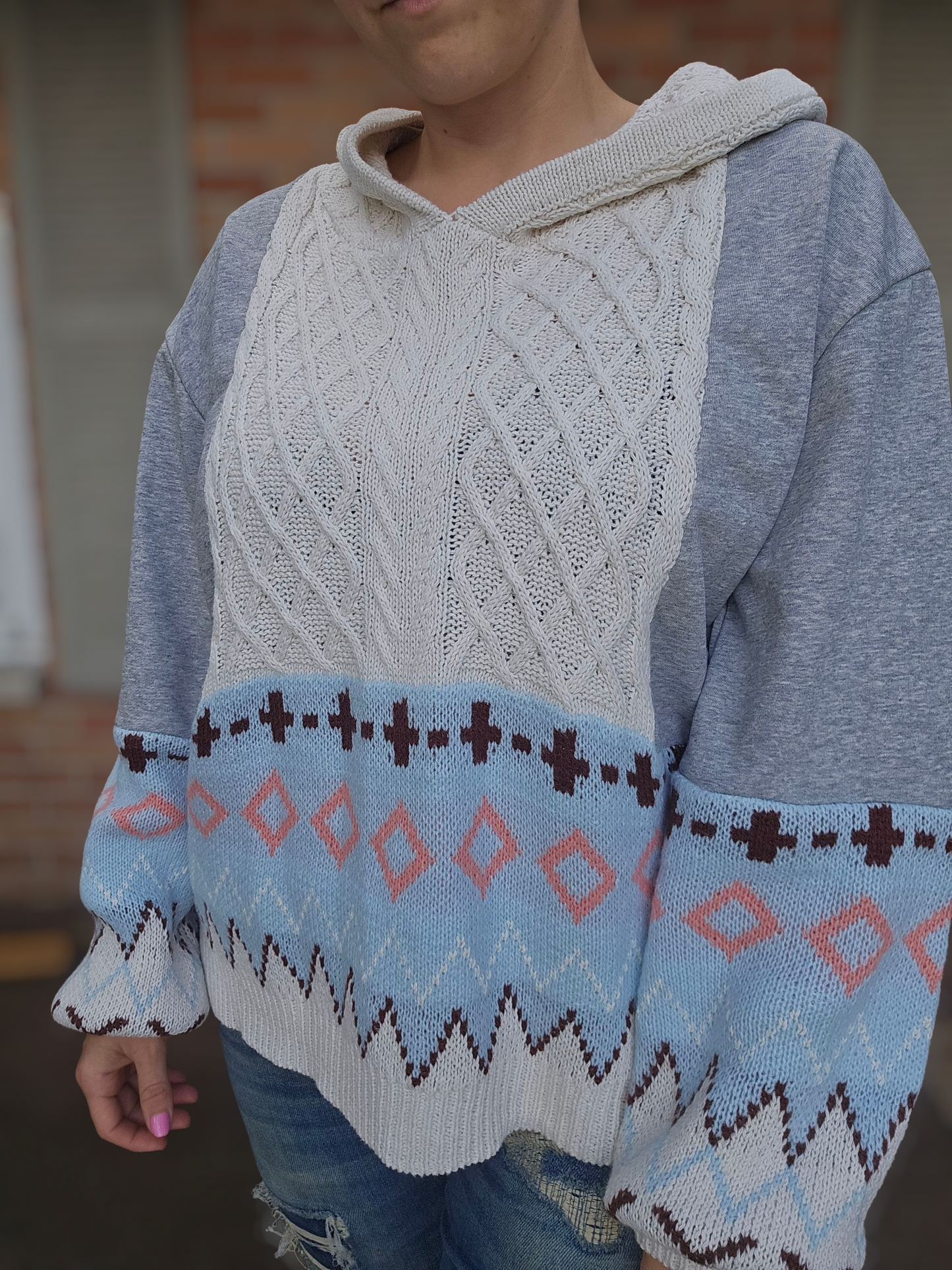 Easel Hooded Patterned Grey Sweater